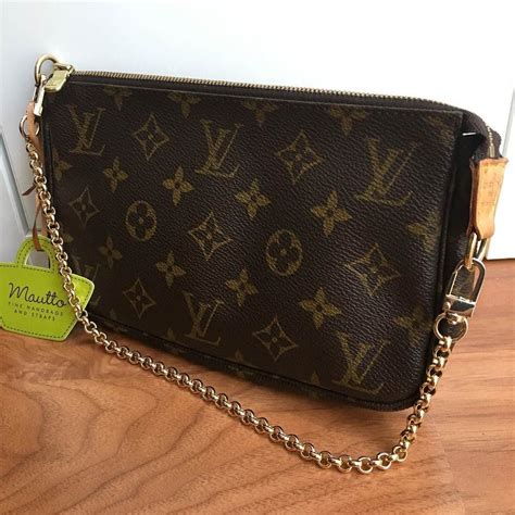 louis vuitton small bag gold chain|louis vuitton pochette gold chain.